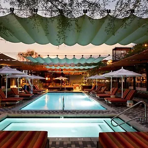 4* Hotel Rise Uptown